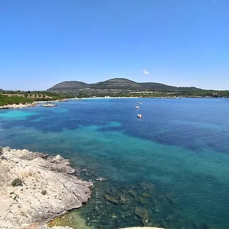 בית נופש Torre Spagnola Di Capo Galera