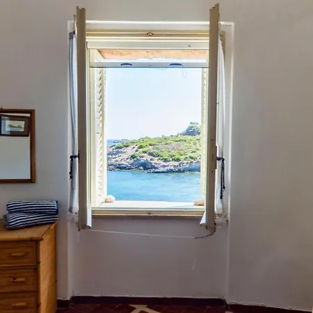 Torre Spagnola Di Capo Galera Сasa de vacaciones